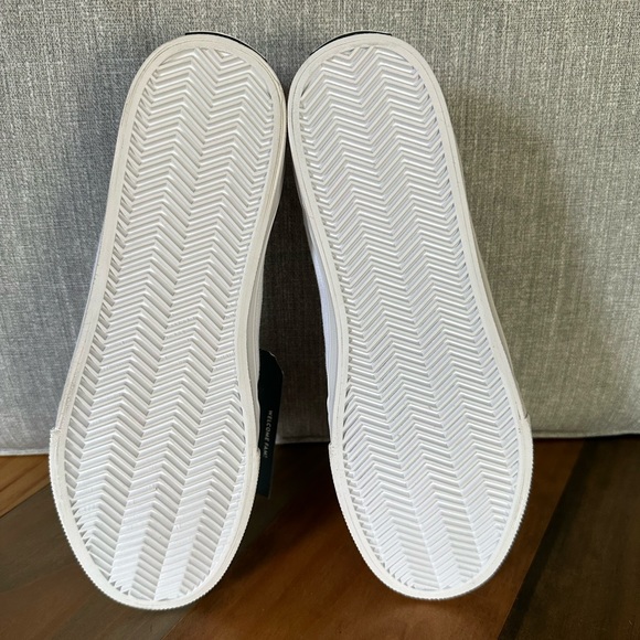 BANGS Slip On Canvas Sneakers NWT Size 9W - Picture 6 of 7